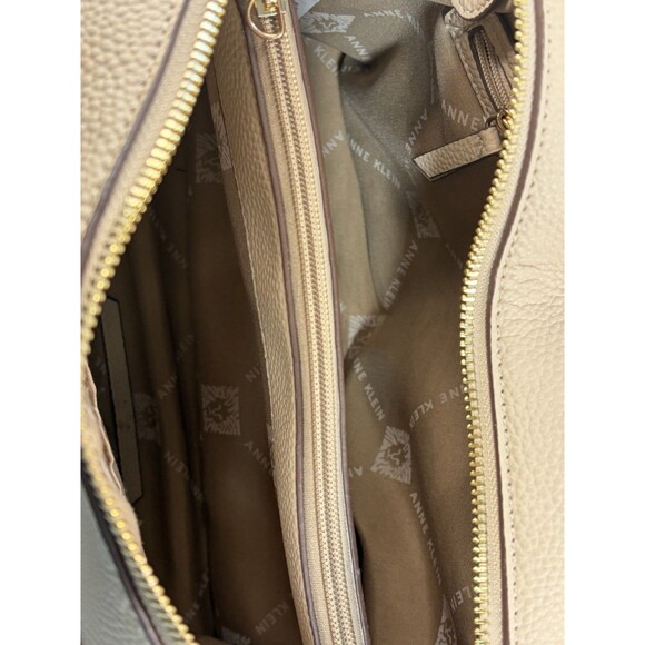Anne Klein Tan Satchel Purse Handbag Soft Mint Condition - Picture 14 of 16